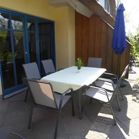 Reetdachhaus In Der Puddeminer Wiek 펜션 Puddemin