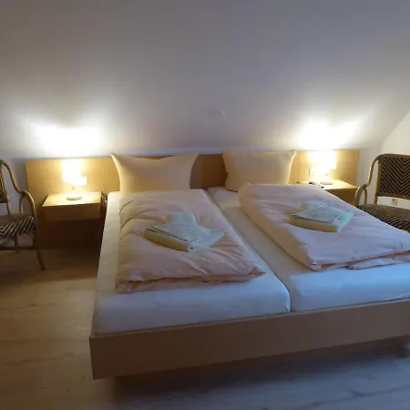 Holiday home Reetdachhaus In Der Puddeminer Wiek