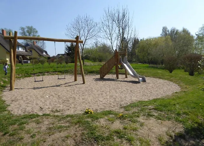 Reetdachhaus In Der Puddeminer Wiek *